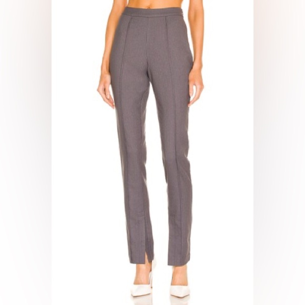 Kirsten Pant in Grey L'Academie